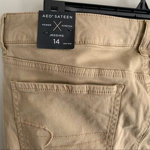 American Eagle Low Rise Jegging